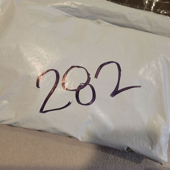 Everly Anthropologie Floral Flutter Sleeve V-Neck Dress Floral Size Small - Picture 7 of 7